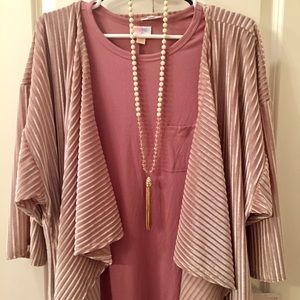 NWT Lg Champagne Velvet Shirley (Elegant 2017)